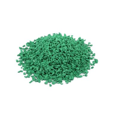 Granules de caoutchouc monomère d'éthylène-propylène-diène à particules vertes EPDM pour revêtements de sol sportifs