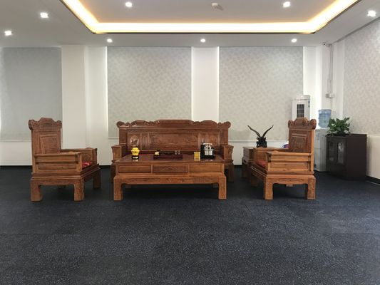 Surface lisse haute densité tapis en caoutchouc facile à nettoyer non toxique tapis de gym lourds absorbant le son plancher de fitness
